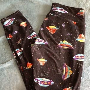 LLR spaceship OS leggings